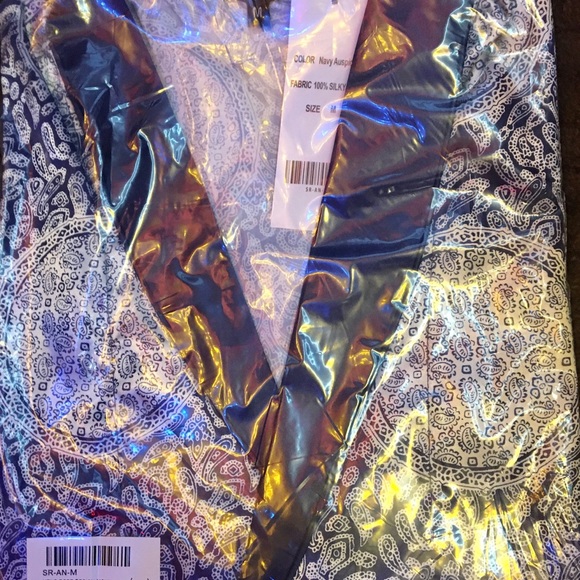 Silky Summer Retro Robes - Picture 5 of 6